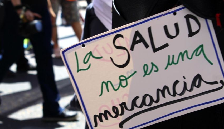 El proyecto de Presupuesto 2027 volvió a poner bajo análisis los recursos destinados a salud y al tratamiento del cáncer. Mientras el programa específico registra un aumento nominal del 18%, organizaciones y especialistas advierten una caída en términos reales. En paralelo, la Provincia de Buenos Aires abrió una licitación de más de $26.680 millones ante niveles críticos de stock.
